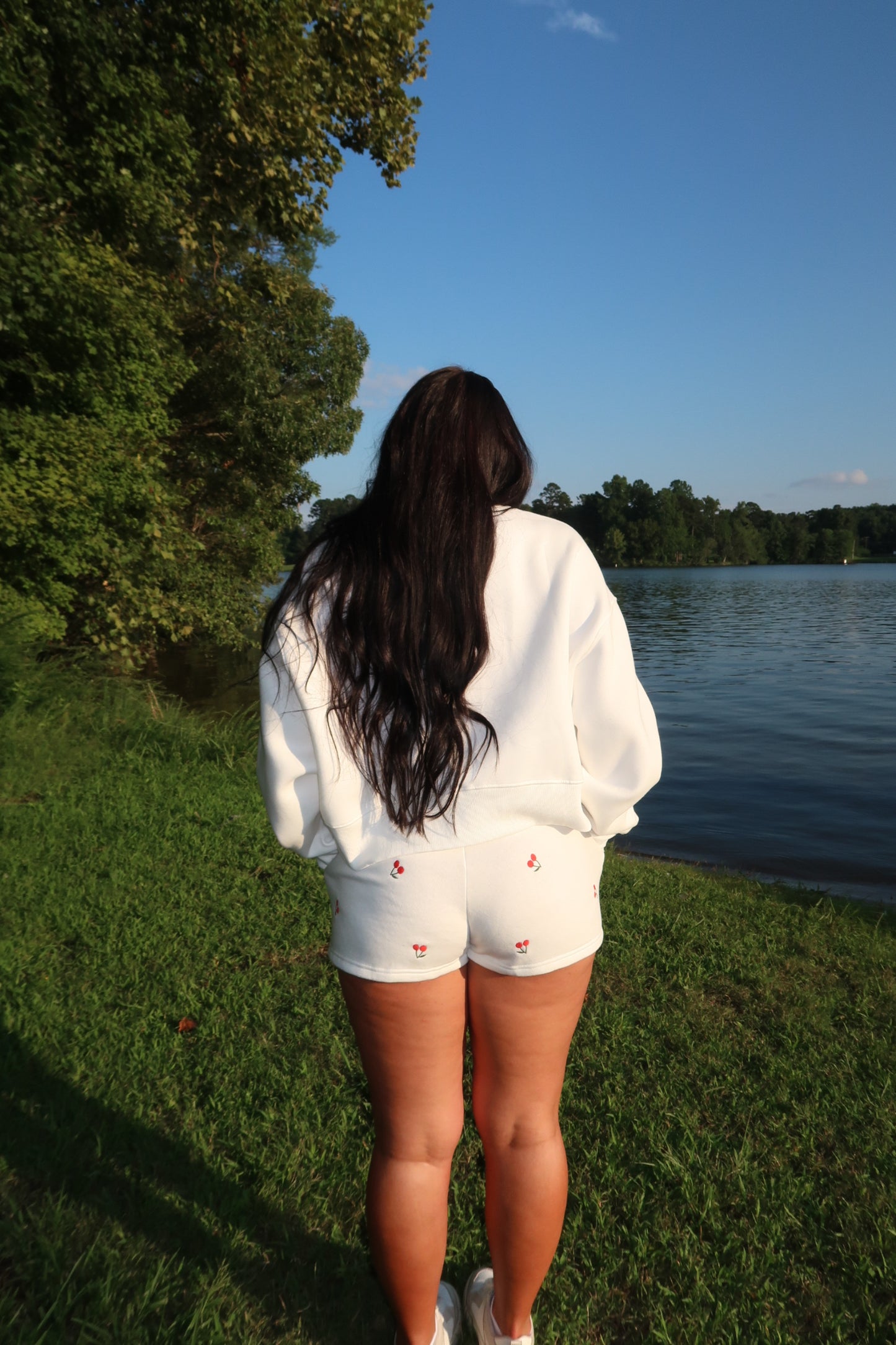 Cropped Crewneck - White