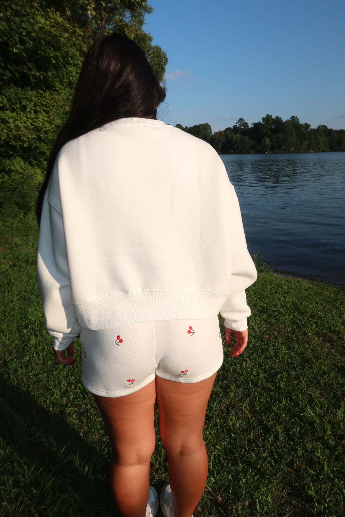 Cropped Crewneck - White